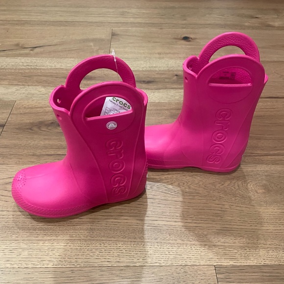 CROCS Fuchsia Kids' Boots - Picture 1 of 4